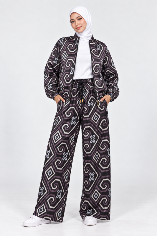 Mela Dotted Black/Brown set by TAS, front view with jacket open