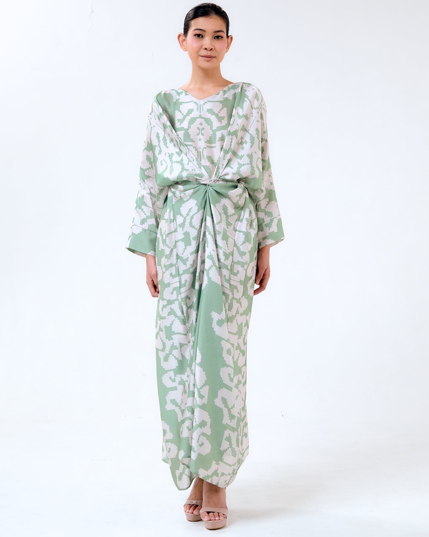 ABU KAFTAN WITH STRINGS - Green (Pre-Order)