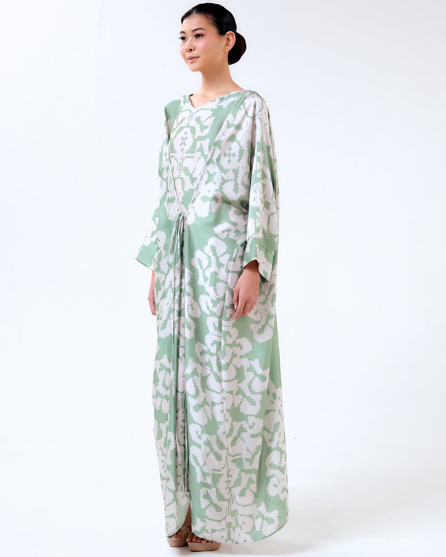 ABU KAFTAN WITH STRINGS - Green (Pre-Order)