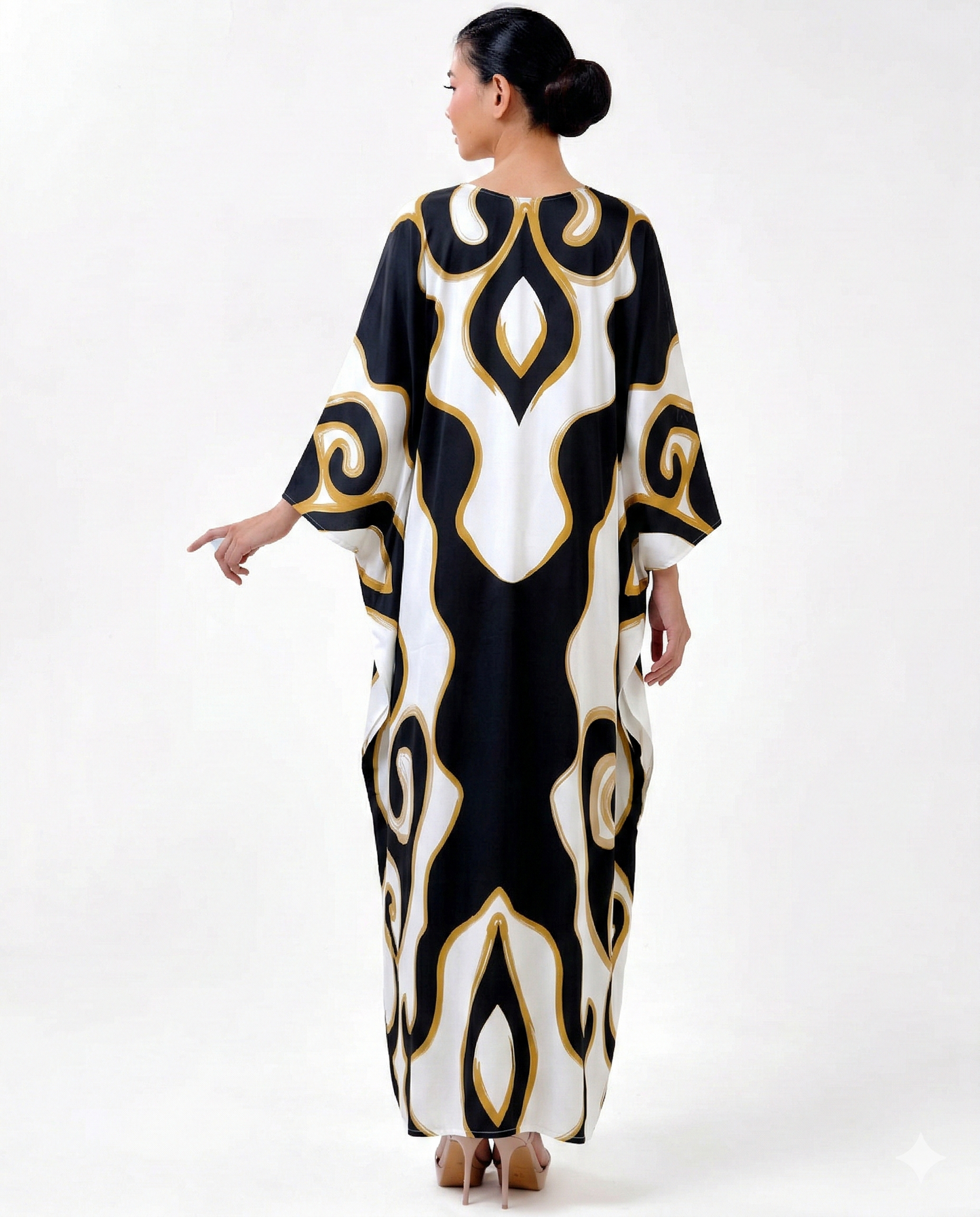 FREDDIE FRONT BUTTON KAFTAN -Black