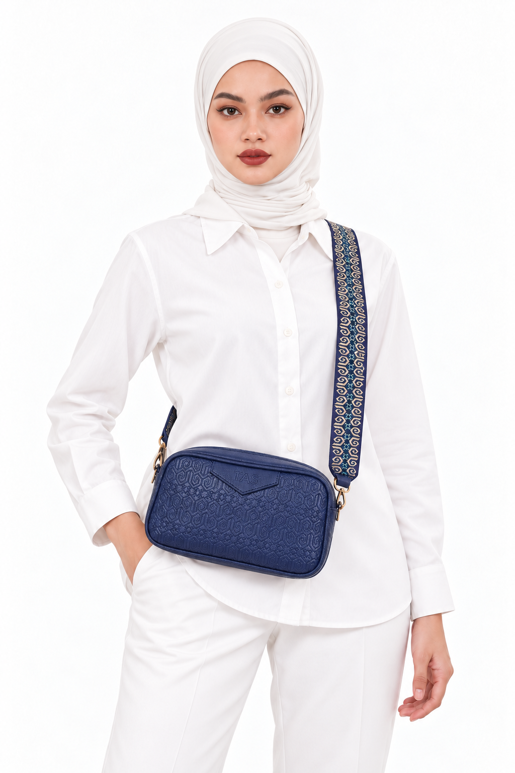 THE HERITAGE CROSSBODY BAG - LUMINOUS BLUE (PRE-ORDER)