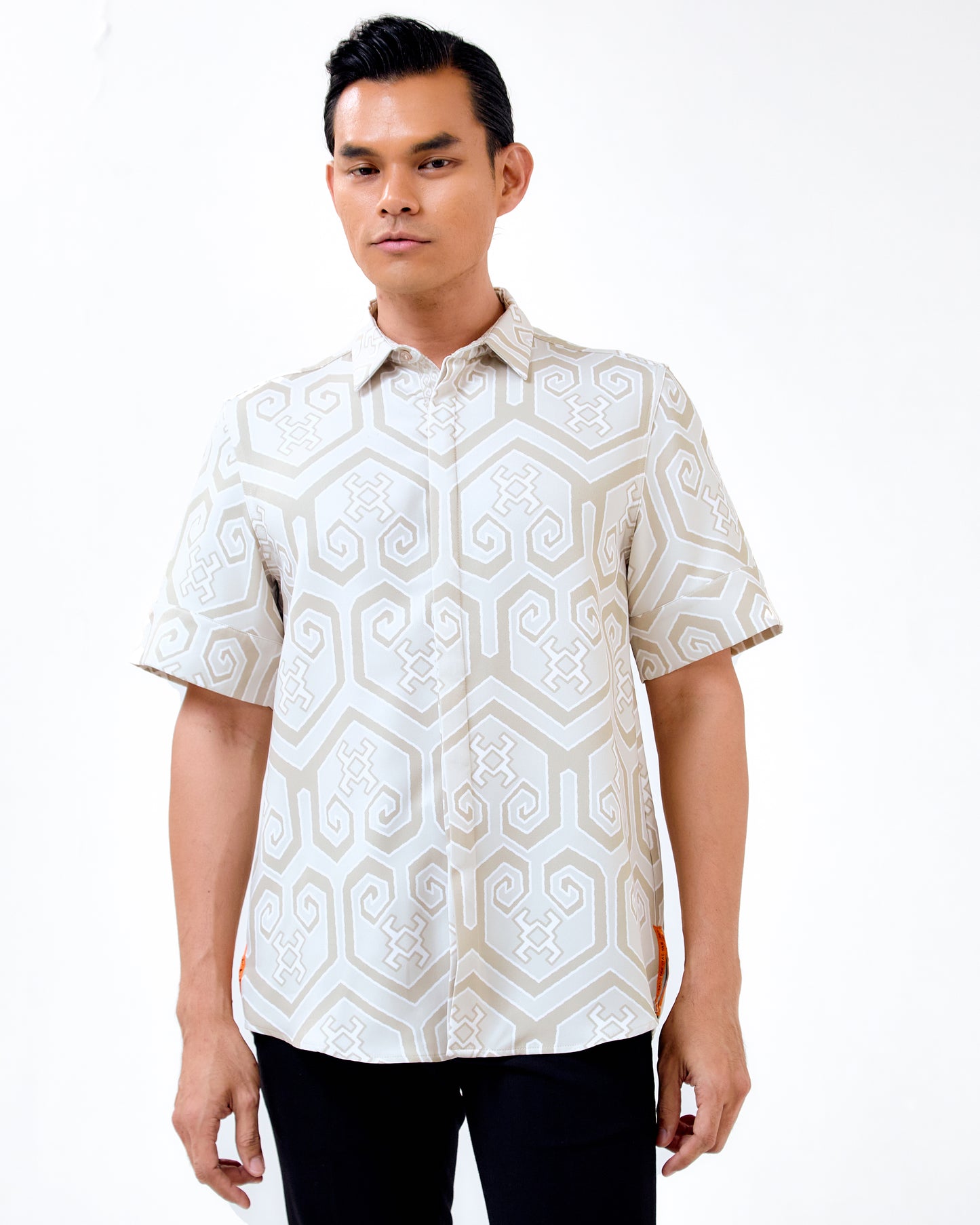 MELA SHORT SLEEVES SHIRT - Beige (Pre-Order)