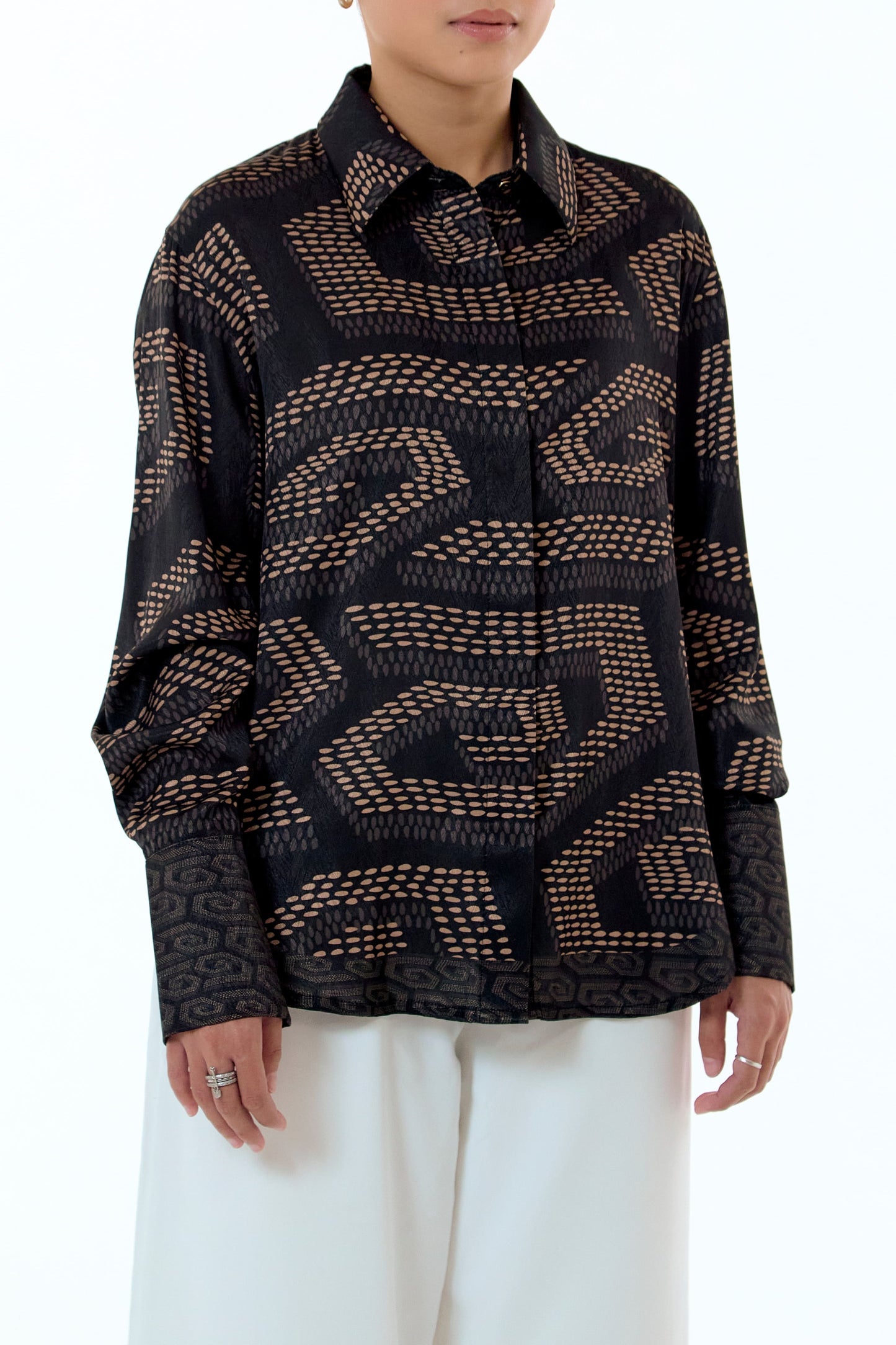 NIRA DAILY BLOUSE - BLACK
