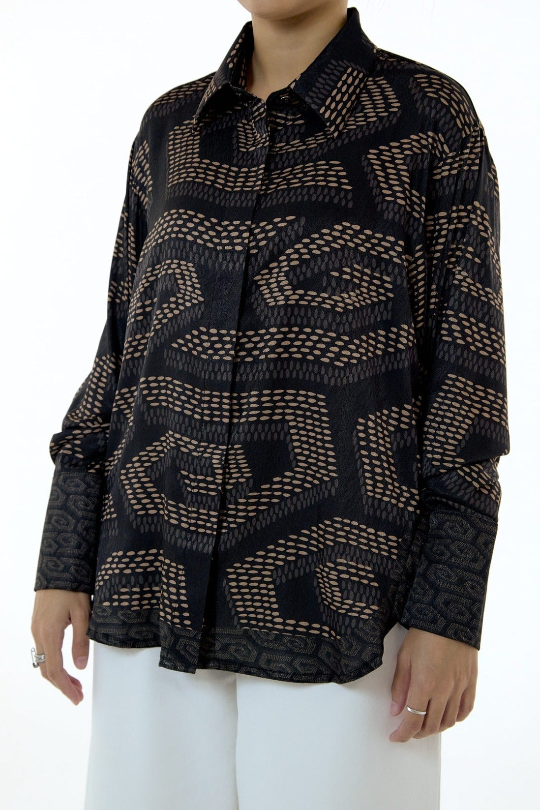 NIRA DAILY BLOUSE - BLACK