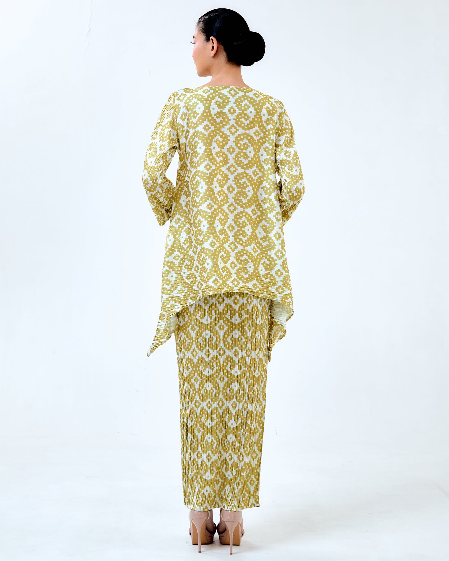 SAND PLEATED KURUNG SET - Gold (Pre-Order)