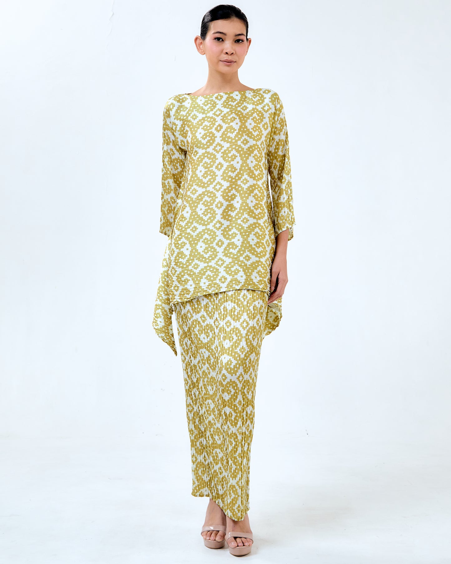 SAND PLEATED KURUNG SET - Gold (Pre-Order)