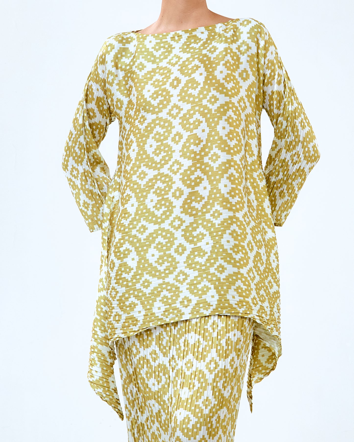 SAND PLEATED KURUNG SET - Gold (Pre-Order)
