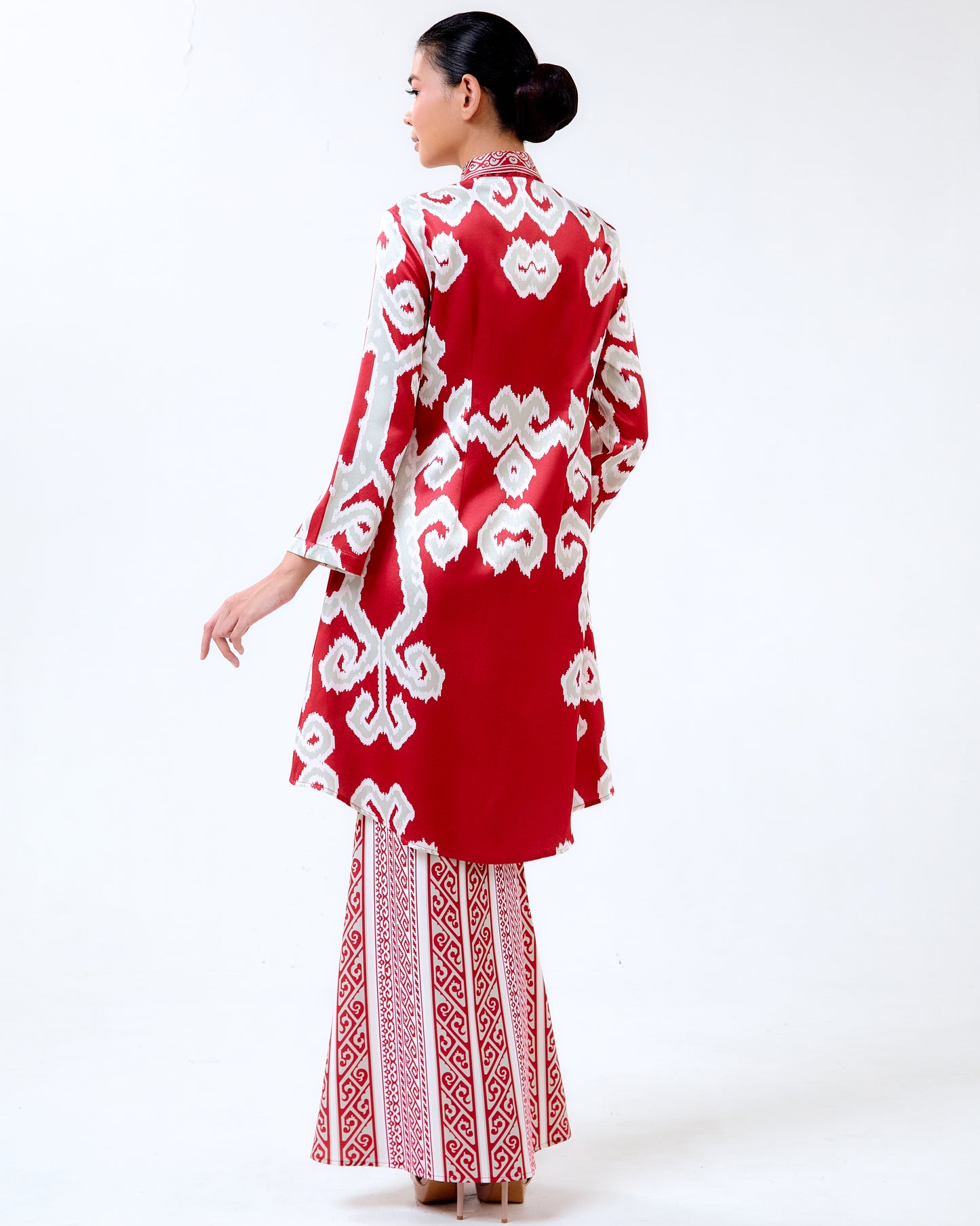 SANDY LONG KEBAYA SET - Red (Pre-Order)