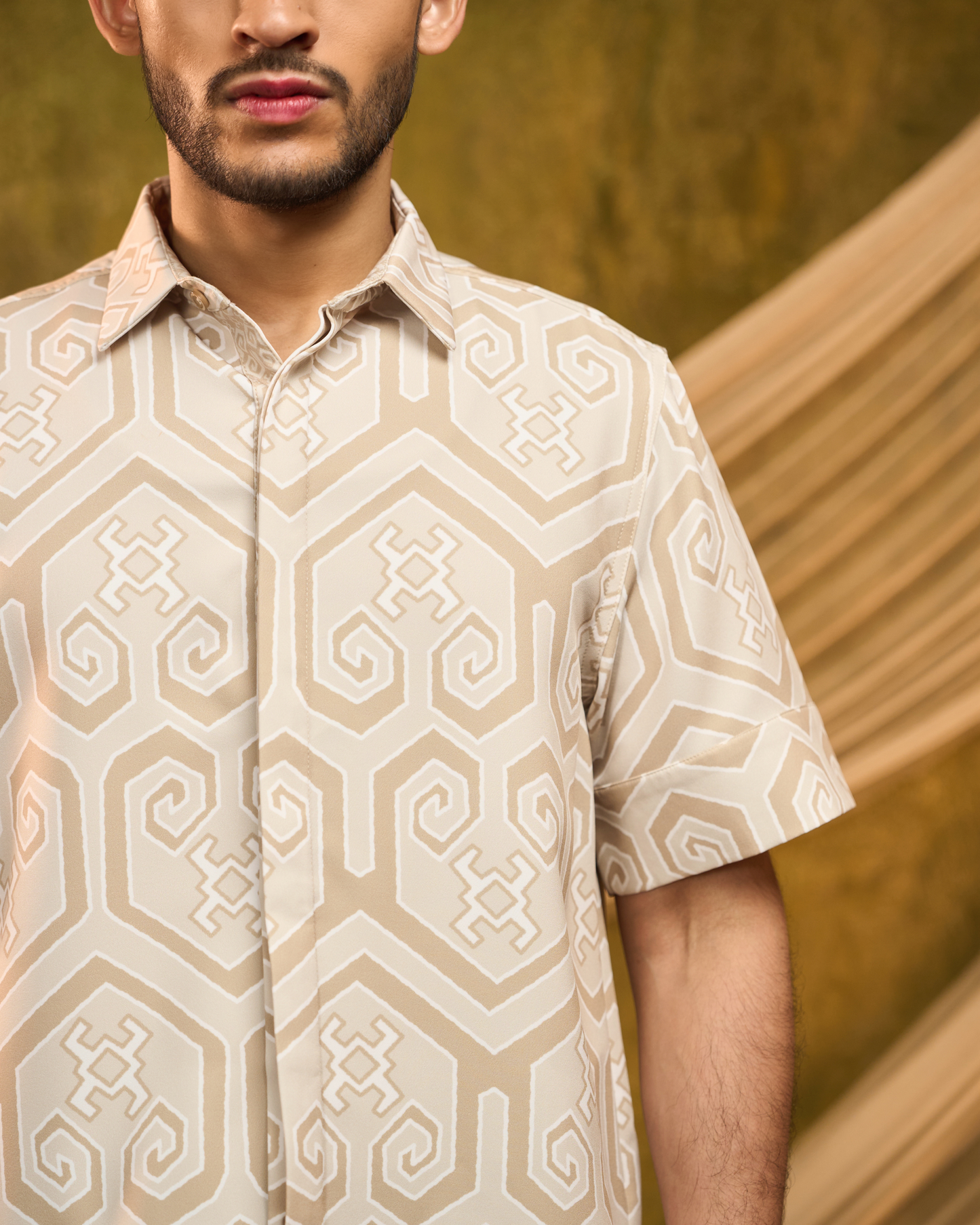 MELA SHORT SLEEVES SHIRT - Beige