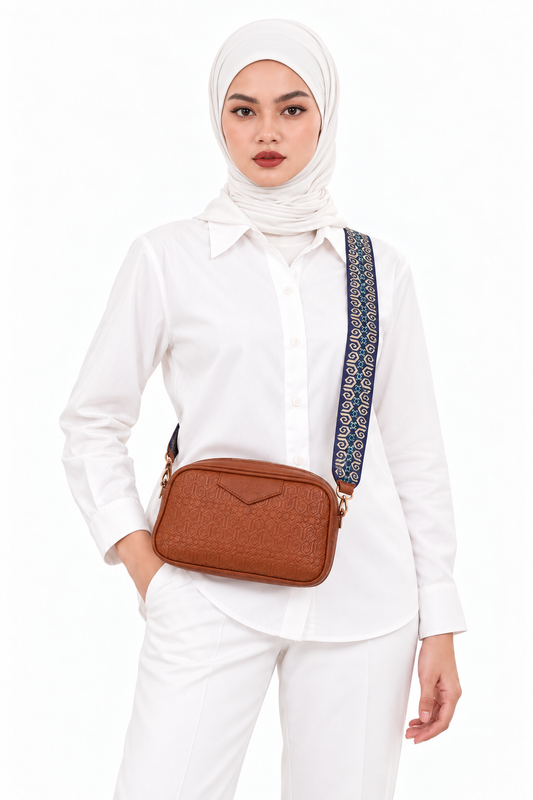 THE HERITAGE CROSSBODY BAG - EQUESTRIAN BROWN (PRE-ORDER)